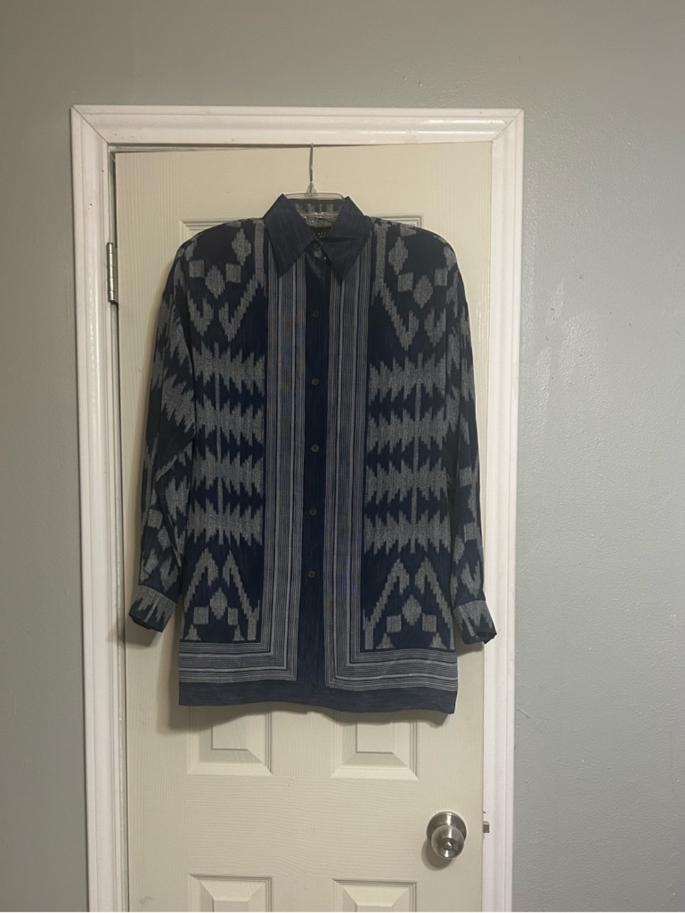Ellen Tracy blue silk blouse